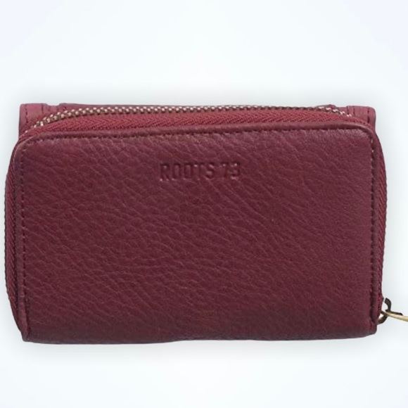 Roots 73 Trifold Wallet - Picture 4 of 9